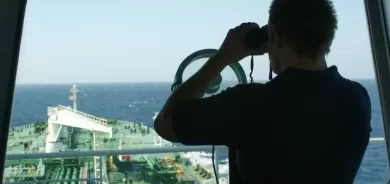 حكومات الغرب تواجه مأزقاً في الرد على الهجوم على ناقلة النفط