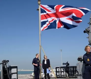 فەرماندەیەكی سوپای بەریتانیا: كاتی ئەوە هاتووە لەگەڵ ئێراندا توندتر بین