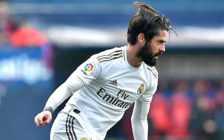 ريال مدريد يعتزم بيع إيسكو مقابل 15 مليون