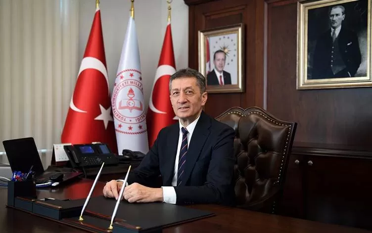 Wezîrê Perwerdehiyê yê Tirkiyê dev ji kar berda