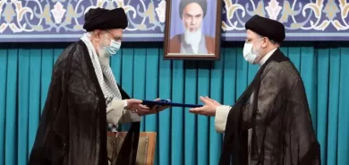 4 صور ترسم ملامح علاقة إيران بمحيطها والعالم