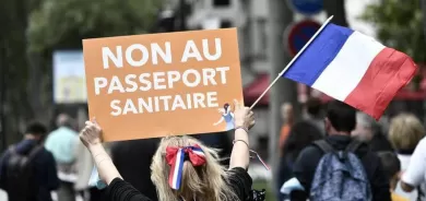 فرنسا.. تظاهرات حاشدة ضد التصريح الصحي وإلزامية التطعيم