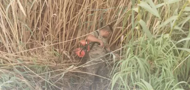 البيشمركة تشارك الأهالي في تنظيف 