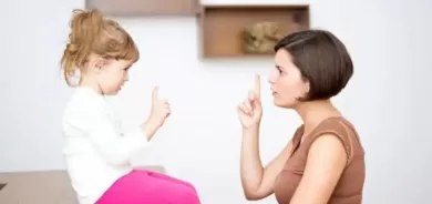 لا تعاقب طفلك بهذه الطرق.. قد يصاب بالمرض النفسي