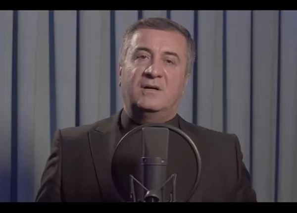 هونەرمەند ئیسماعیل جومعە ڤیدیۆ كلیپی(بارزانی و 500 سوار)ی بڵاوكردەوە