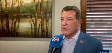 Senatorê Amerîkî: Ez hêvî dikim Amerîka xeletiya 2011an dubare neke