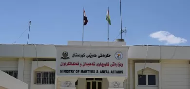 حكومة الاقليم: تباشر بتوزيع رواتب السجناء السياسيين