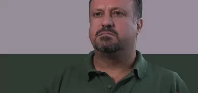 بێرنارد هەیكەل   پڕۆفیسۆری دیراساتی ڕۆژهەڵاتی نزیك لە زانكۆی پرینستۆن بۆ گوڵان:     كێشەی عێراق ئەوەیە  كە سەركردایەتییەكی یەكگرتوووی نییە و ئەمریكاش خەریكە ئەو وڵاتە جێ دەهێڵێت