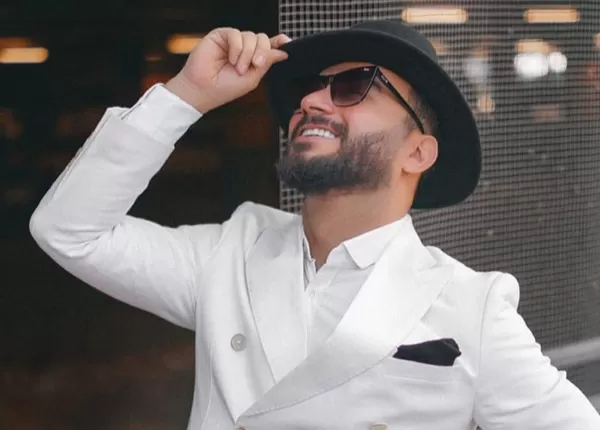 هەڵوێست گۆرانی(پێبكەنە)ی بڵاوكردەوە