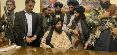 Chaos as thousands flee Afghanistan after Taliban takeover