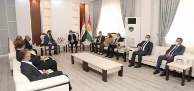 القنصل الأمريكي لدى أربيل ووزير التعليم العالي يبحثان تطوير مجالات التعاون العلمي