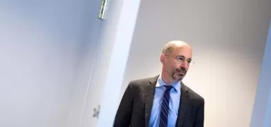 بعد مماطلة طهران.. واشنطن تحذر: كامل الاتفاق النووي في خطر