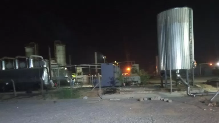 7 rafîneyên petrolê hatin daxistin