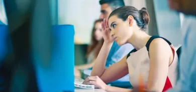 الرسائل المتبادلة مع زملائك في مكان العمل ليست خاصة كما تعتقد