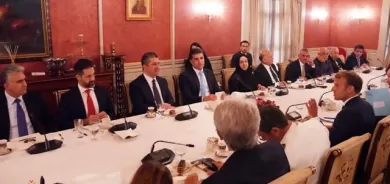 سەرۆکی حکومەتی هەرێمی کوردستان ، کێشەکانی نێوان هەرێم و حکومەتی فیدراڵی، لە گەڵ سەرۆکی فەڕەنسا تاووتوێ دەکات