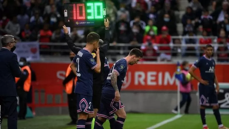 ليونيل ميسي يظهر لأول مرة ضمن صفوف باريس سان جيرمان