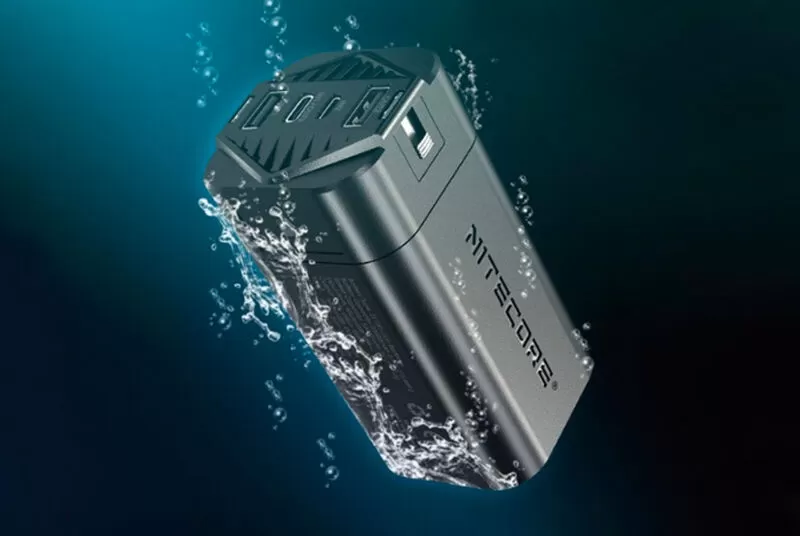 پاوەربانكێكی پتەو و دژە ئاو