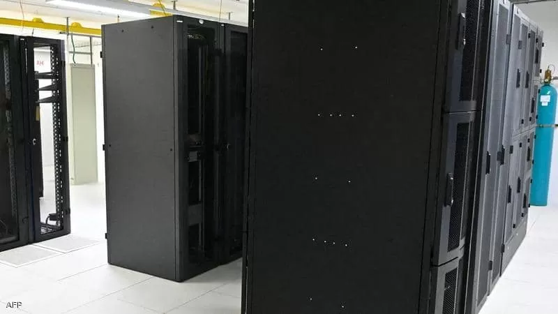 غوغل تغلق حسابات الحكومة الأفغانية وطالبان تسعى للبيانات