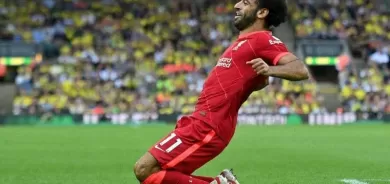 كشف مطالب صلاح للبقاء في ليفربول.. 