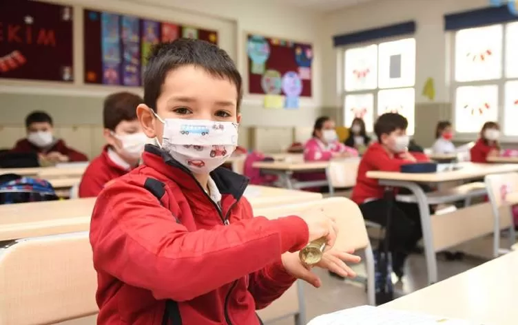 Li dibistanan perwerdeya rûbirû dest pê dike