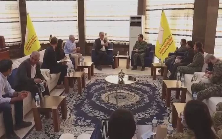 ‘Amerîkayê tekezî li ser yekgirtina aliyên Kurdî kir’