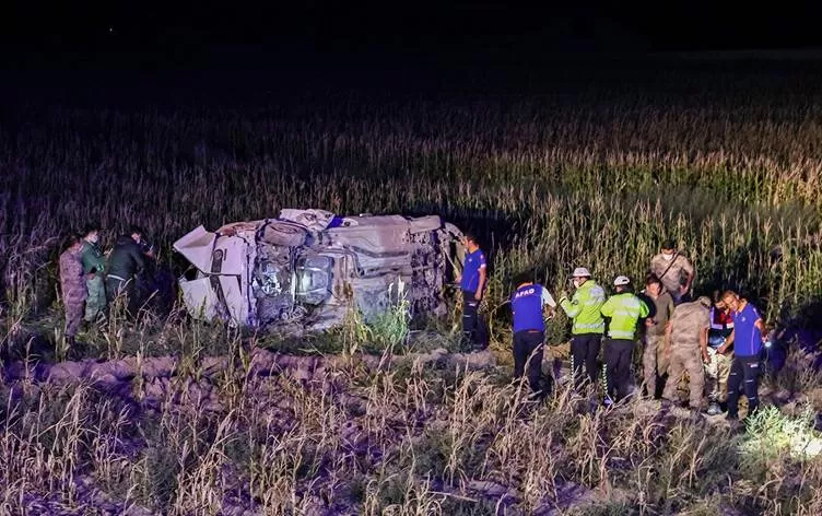 Li Wanê bûyera trafîkê: 15 koçberên Efxan birîndar bûn