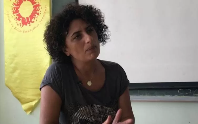 Seroka Egitim-Senê ya Stenbol: Xwendevanên bi zimanê xwe nexwînin baş fêr nabin