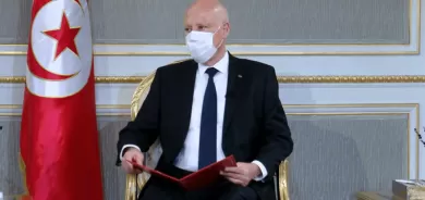 الجميع يقفز من مركب النهضة الغارق في تونس