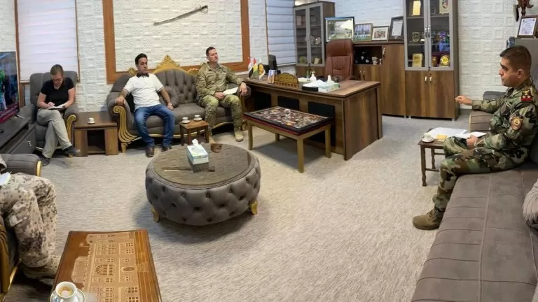 Şêwirmendên hevpeymanî û pêşmerge civiyan