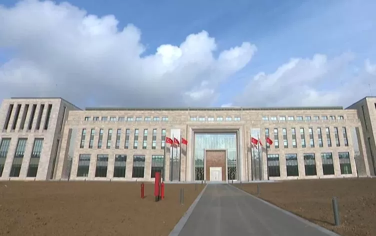 Karvedanên civînên serokên istixbarata Sûriyê berdewam in