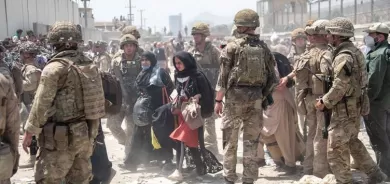 Amerîka ji bo veguhastina 100 welatiyên xwe li benda vebûna Firokexaneya Kabulê ye