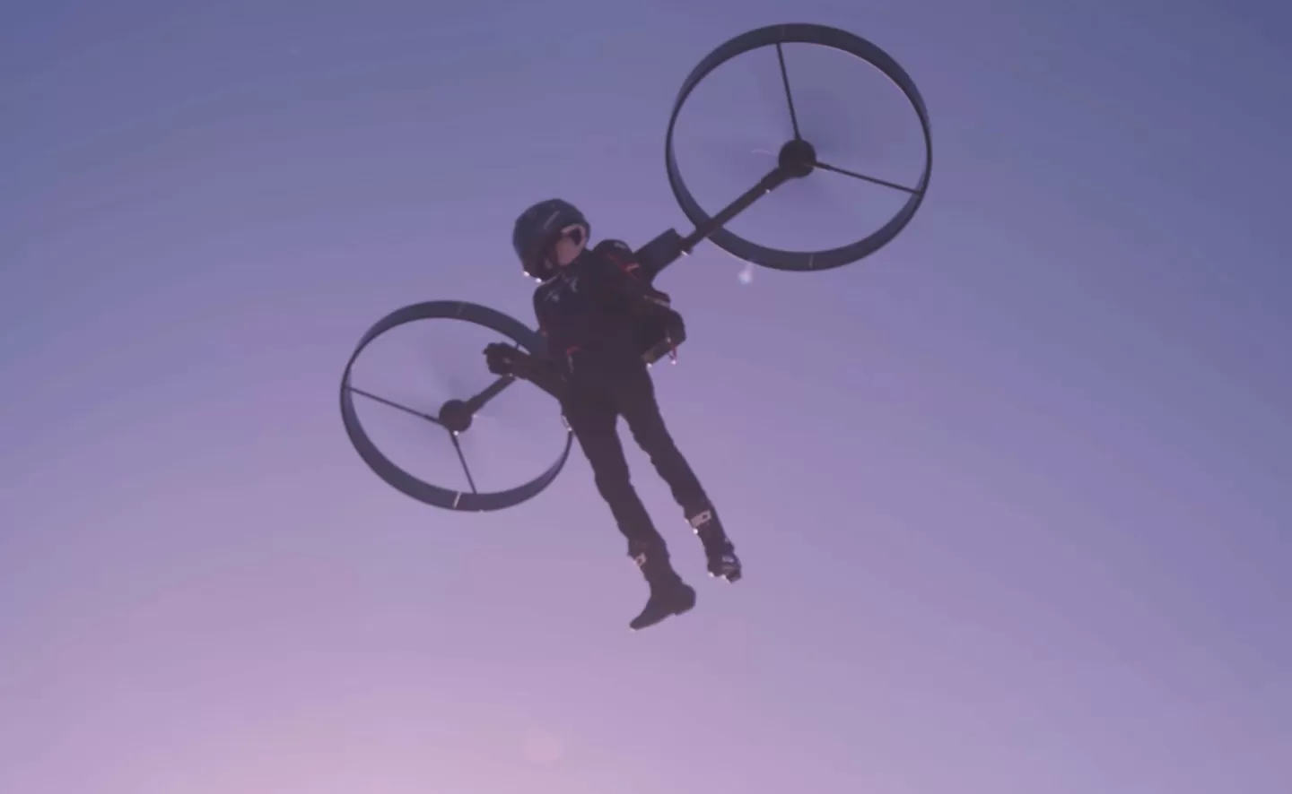 لە داهاتوودا مرۆڤەكان بەتەنیا دەفڕن