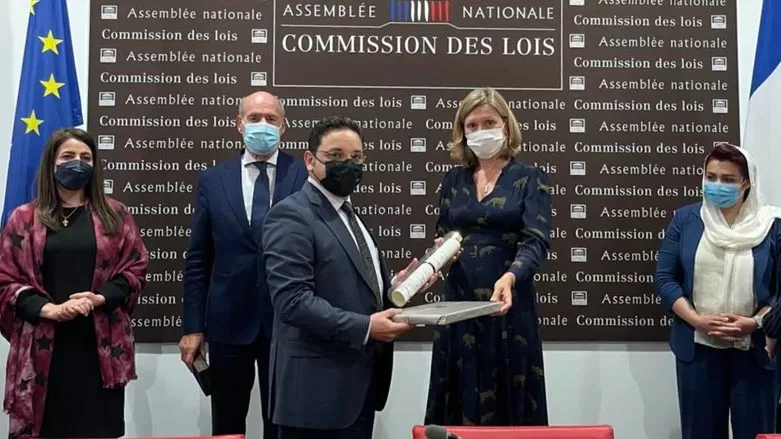 وفد من برلمان كوردستان يعقد لقاءات في فرنسا