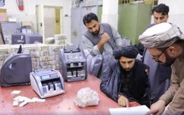 تاڵیبان دەستی بەسەر 12.4 ملیۆن دۆلاری بەرپرسانی پێشووی ئەفغانستاندا گرتووە