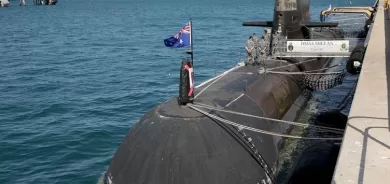 Fransa balyozên li Amerîka û Awistralyayê vedikişîne