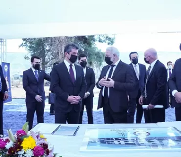 سەرۆکی حکومەتی هەرێمی کوردستان پڕۆژەی دروستکردنی قوتابخانەی ئەمەریکی لە دهۆک بەسەر دەکاتەوە