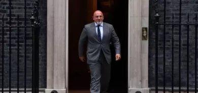 من هو السياسي الكوردي ناظم الزهاوي الذي أصبح وزيراً للتعليم في بريطانيا؟