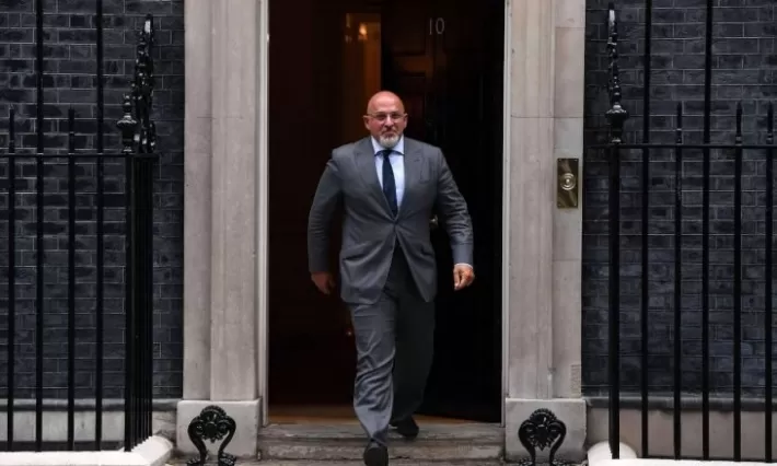 من هو السياسي الكوردي ناظم الزهاوي الذي أصبح وزيراً للتعليم في بريطانيا؟