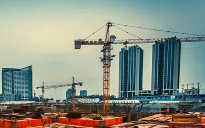 ساسان عوني: 469 مشروعاً بميزانية تزيد عن 2 ترليون دينار قيد التنفيذ في كوردستان