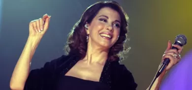 بە ڤیدیۆ.. (ماجدە رومی) لەسەر ستێج باری تەندرووستی تێكدەچێت