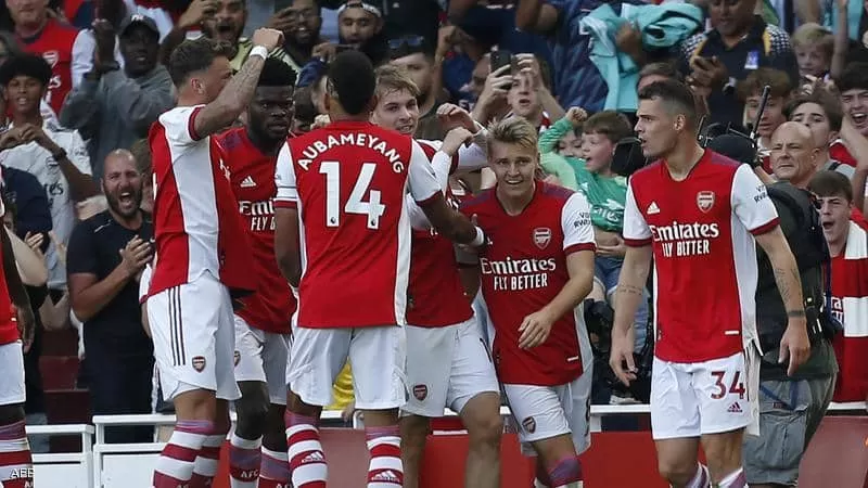 أرسنال يسقط توتنهام بالثلاثة