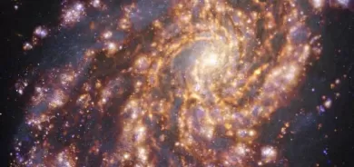 علماء يكتشفون 6 مجرات في الفضاء