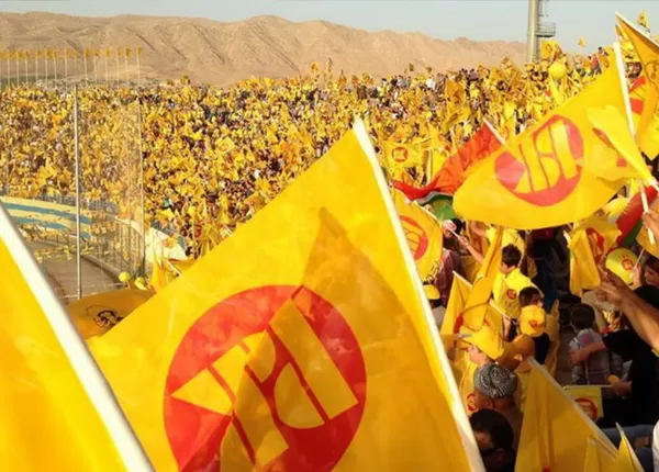 هونەرمەندان دەنگ بە كاندیدانی پارتی دیموكراتی كورستان دەدەن 1/2