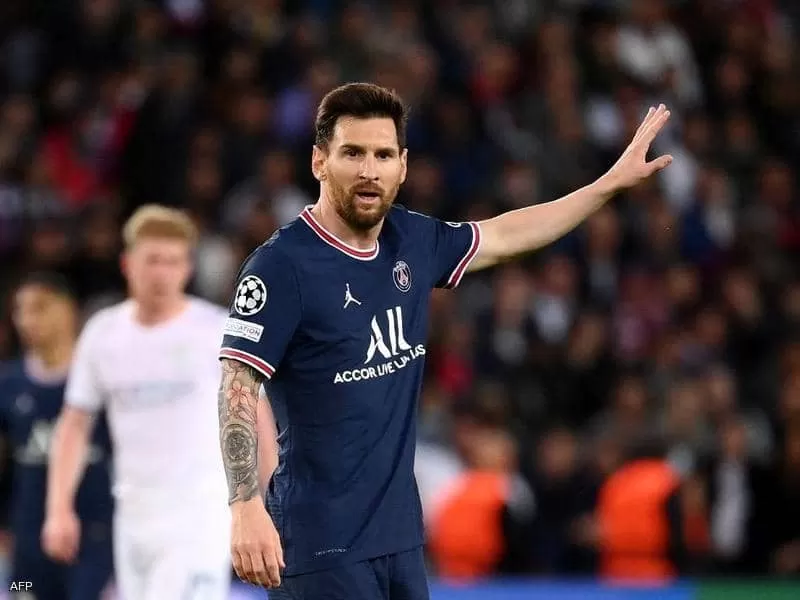 غوارديولا يتجاهل ميسي.. ويتغزل في 