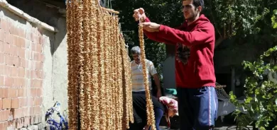 Li Xarpêtê çêkirina benî dest pê kir