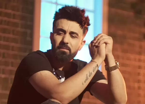 بۆ ماوەیەكی كاتی ئەحمەد خەلیل كارەكانی دەوەستێنێت