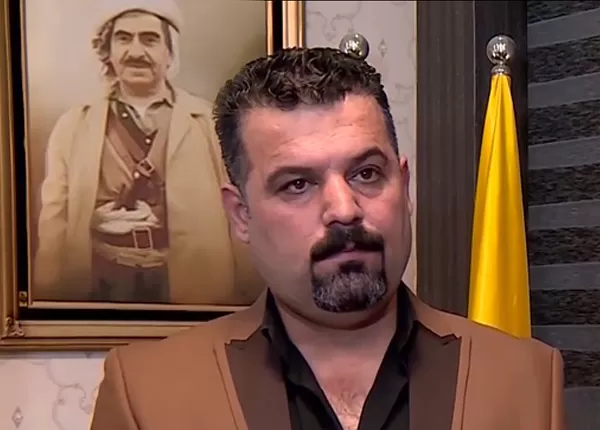 گۆرانیبێژی میللی (فازڵ عه‌نه‌بی) هاته‌ نێو ڕیزه‌كانی پارتی دیموكراتی كوردستان