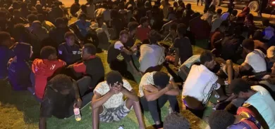 ليلة الرعب في طرابلس.. تفاصيل فرار آلاف المهاجرين للشوارع