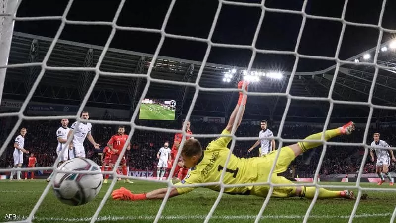 سويسرا تضيق الخناق على إيطاليا بالفوز على إيرلندا الشمالية