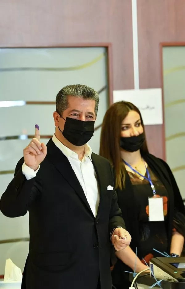 PM Barzani casts his vote in Pirmam